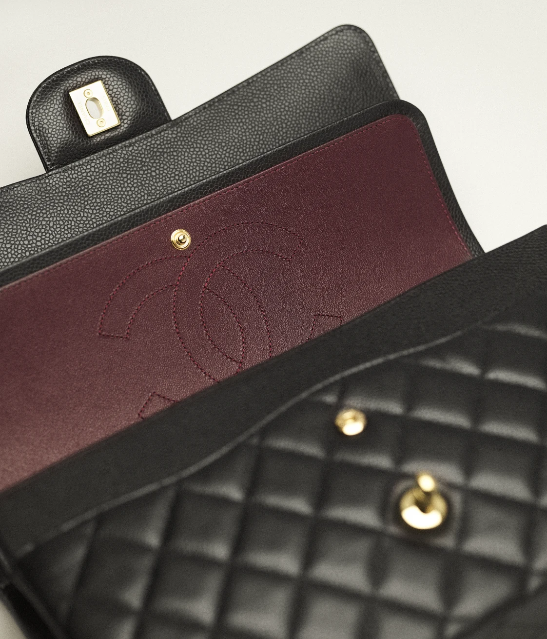 LARGE CLASSIC HANDBAG